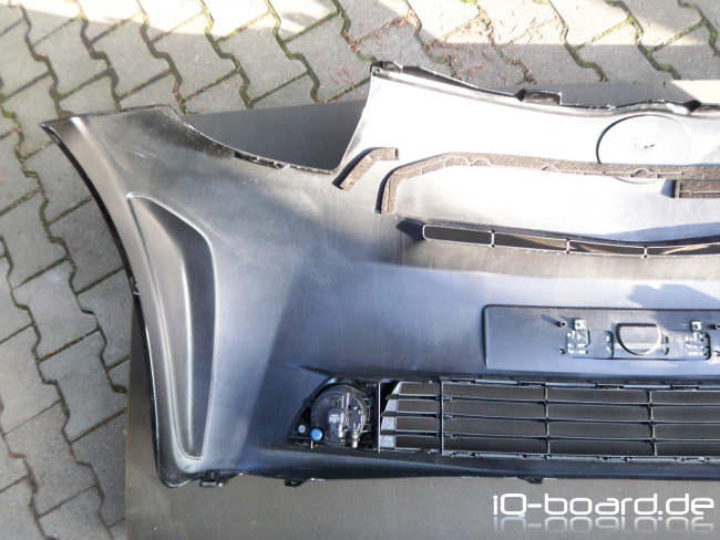 demontierte, unbearbeitete Frontverkleidung von Hinten