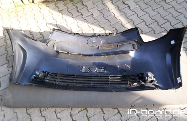 demontierte, unbearbeitete Frontverkleidung von Hinten (2)