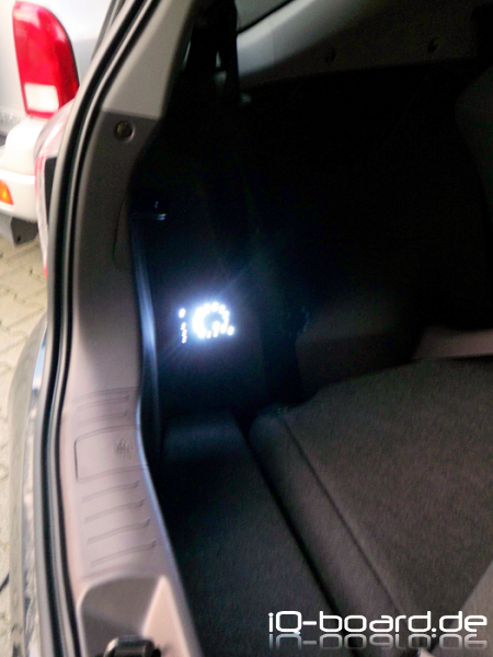 iQ - Leuchte Fond (an)