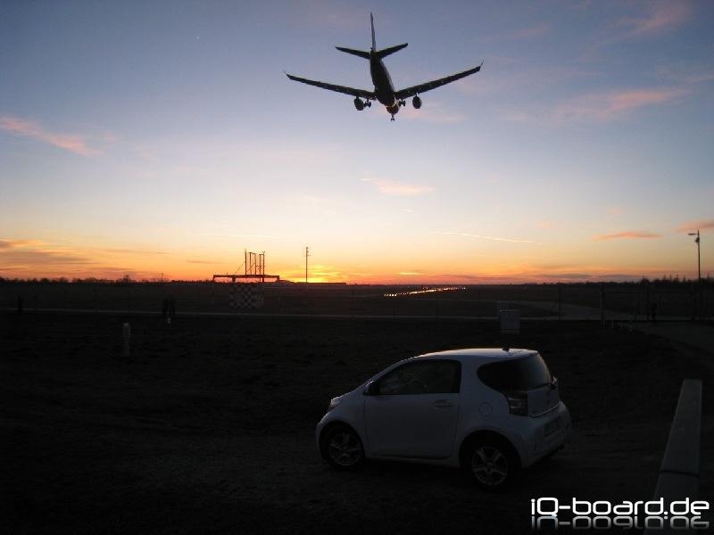 IQ am Flughafen München (Landebahn bei Schwaig) am 05.02.11 068.