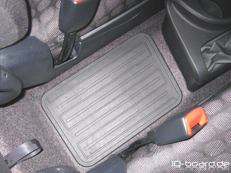 zwischen den Stühlen