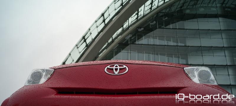 Toyota IQ vor dem Berliner Bogen in Hamburg - Teil2