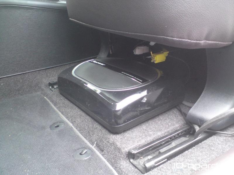 Pioneer TS - WX 110 A Toyota IQ