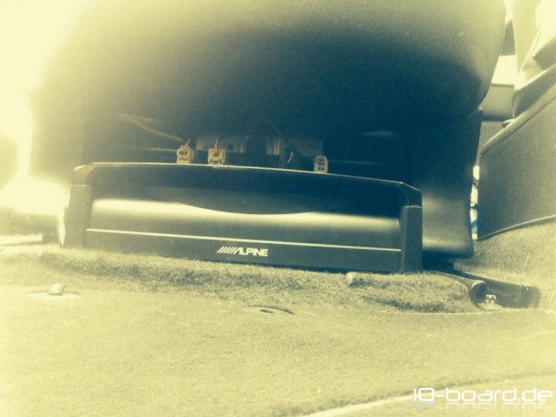 Alpine SWE-1200 subwoofer