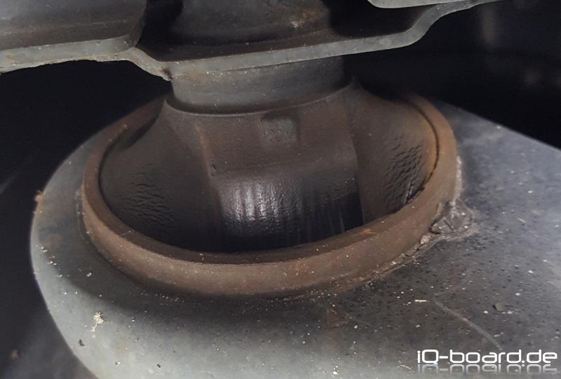 Querlenker Gummi porös