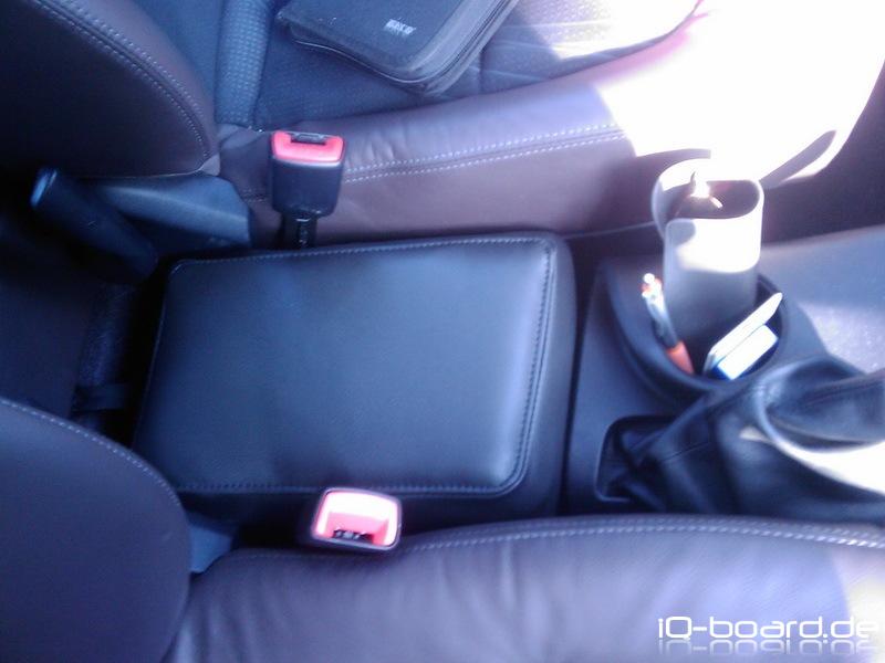 Subwoofer mit Kunstlederverkleidung